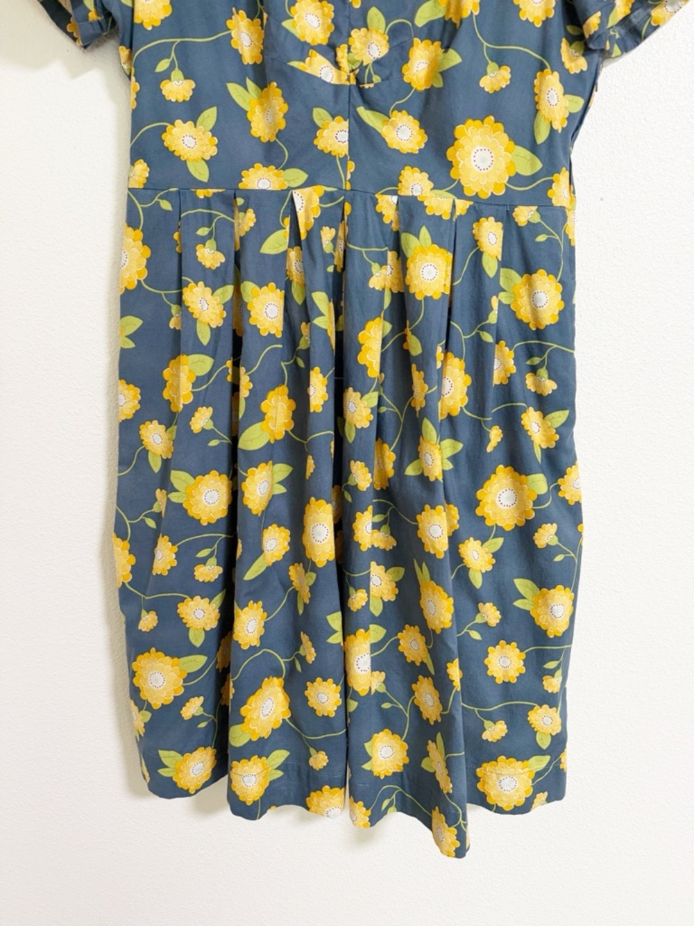 ModCloth Bea & Dot Floral Retro Mod Midi Dress - Picture 4 of 12